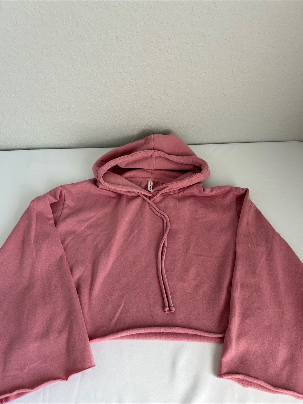 Ever Hottie Ever Hottie Pink Cropped Hoodie Women’s Medium Lounge Athleisure